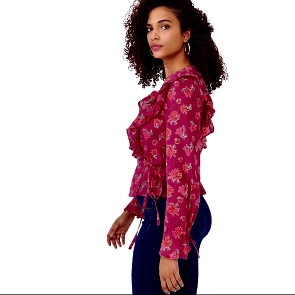 NEW✨🛍️ Free People Amanda Ruffle Long Sleeve Top
In Sultry Combo - Picture 2 of 5